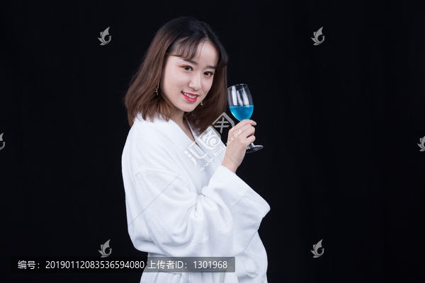 秋冬女士纯棉浴袍图片大全