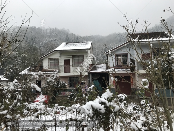 四川彭州通济雪景