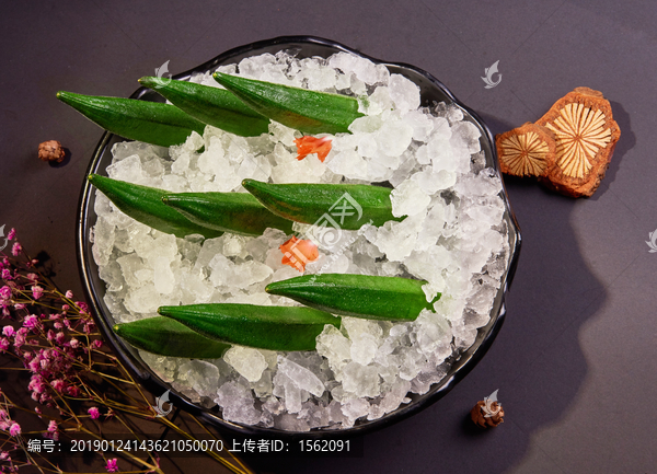 秋葵菜品摆盘图片