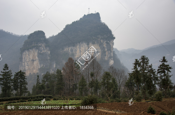 山峦