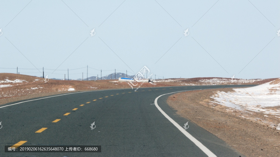 戈壁滩公路