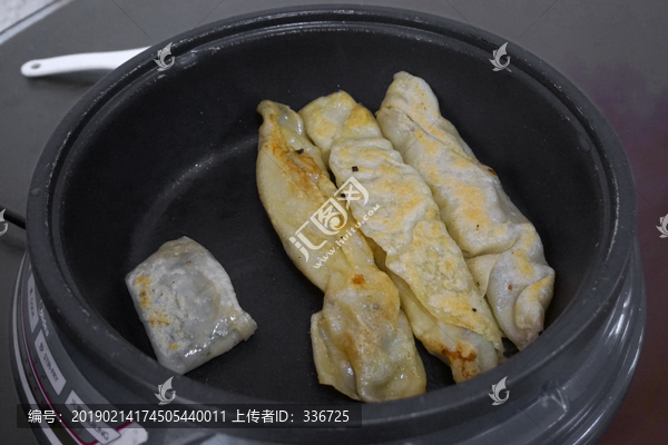 张家界家庭私房小吃煎饺子