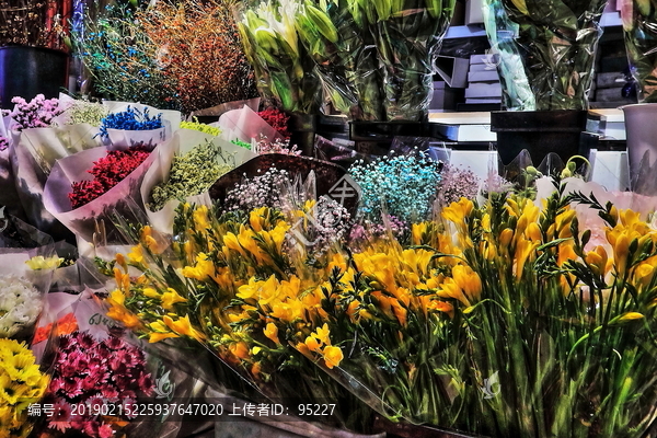花店鮮花整束花卉百合金菊