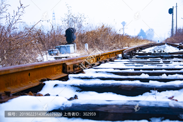 铁路雪景