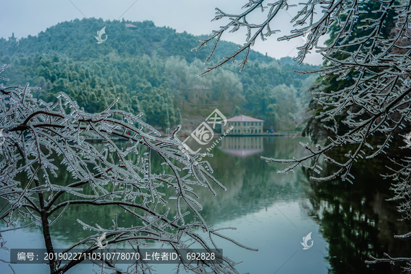 庐山雪景