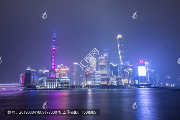 高清陆家嘴夜景