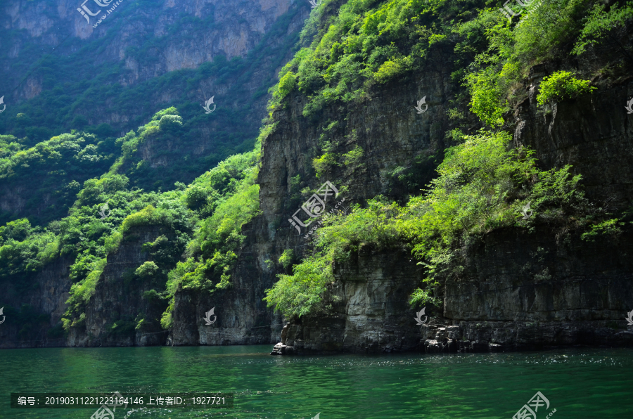 龙庆峡