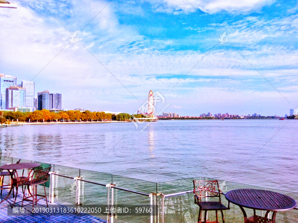 苏州金鸡湖畔风景