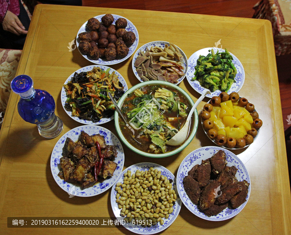 新春团圆饭年夜饭