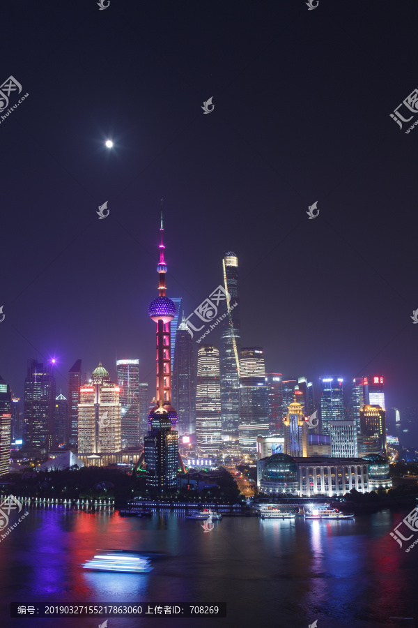 上海浦东黄昏夜景