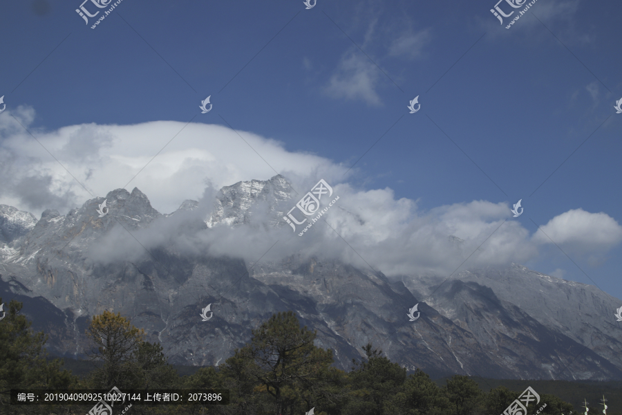 雪山