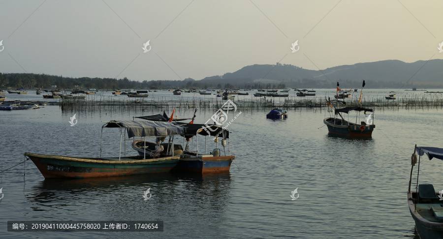 渔港渔船海洋夕阳