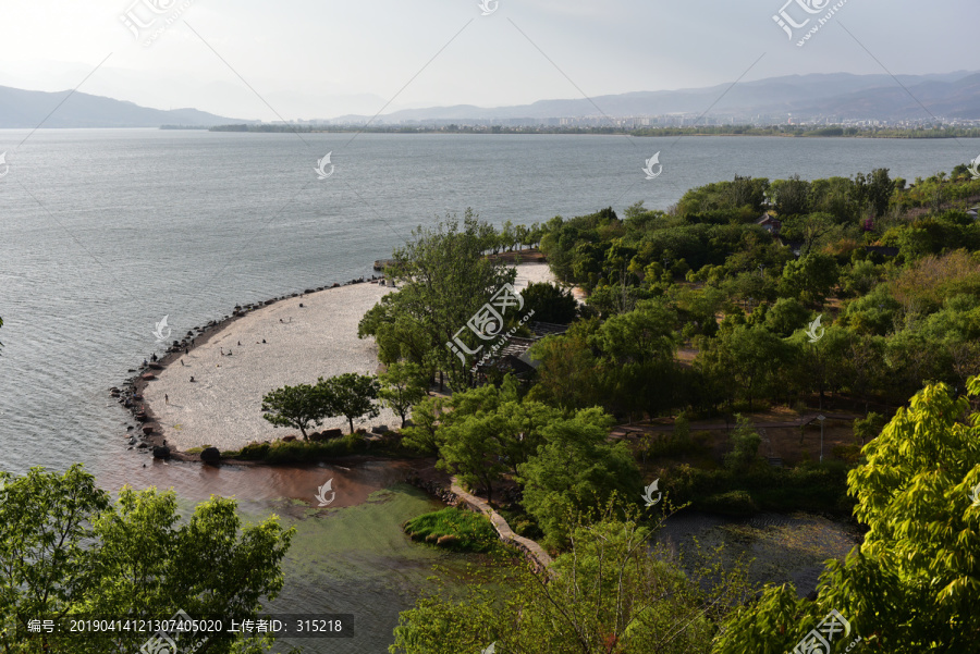 西昌邛海新沙滩公园