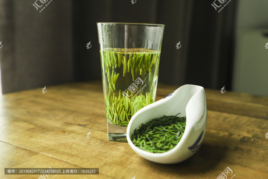 竹叶青茶