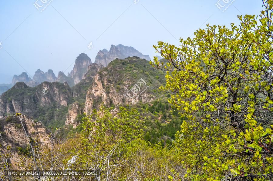 河北保定狼牙山风光