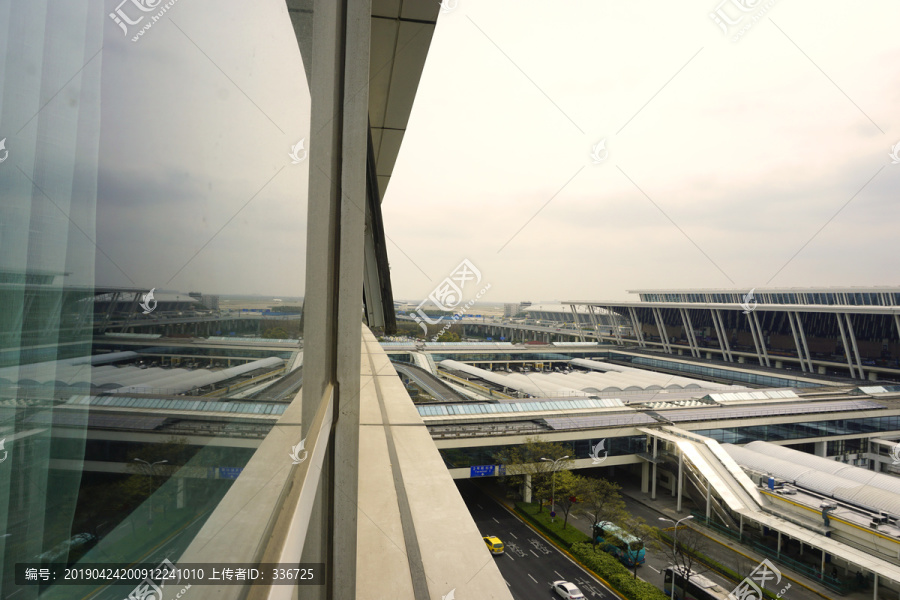 上海浦东机场空港建筑外景