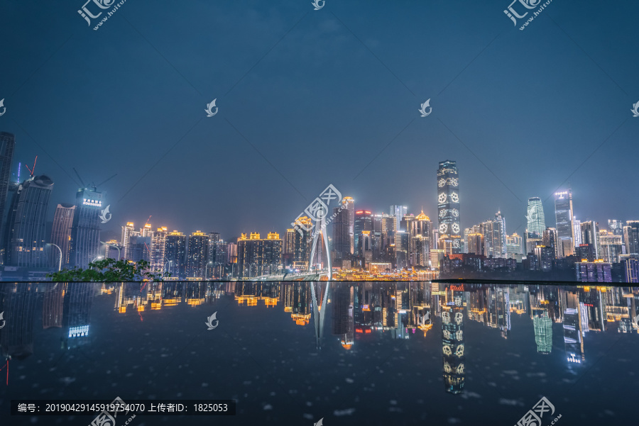 重庆洪崖洞千厮门大桥夜景