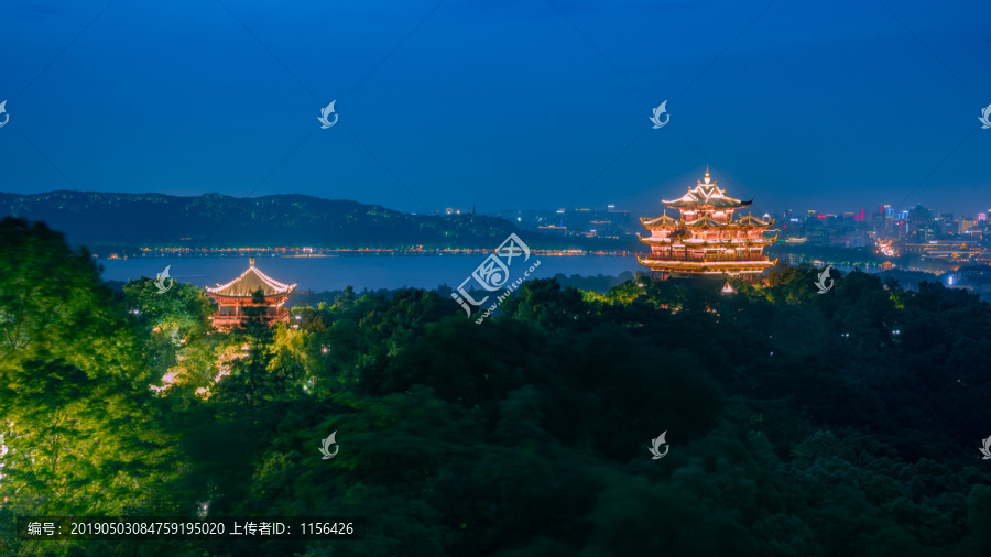 西湖城隍阁夜景