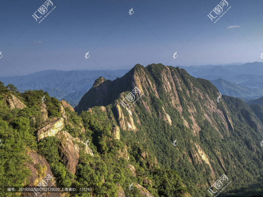 江西三清山山脊山脉风光