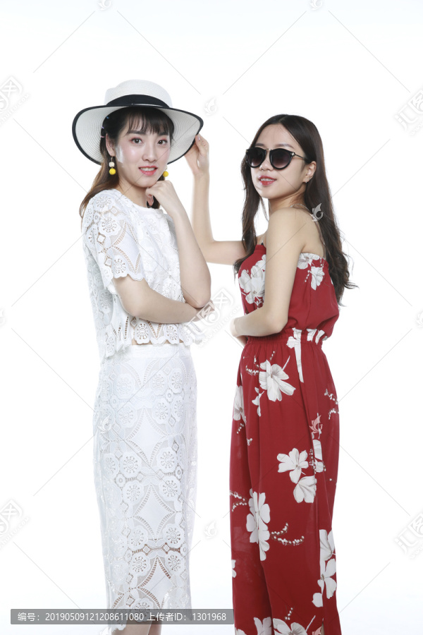 夏日美女写真高清大图