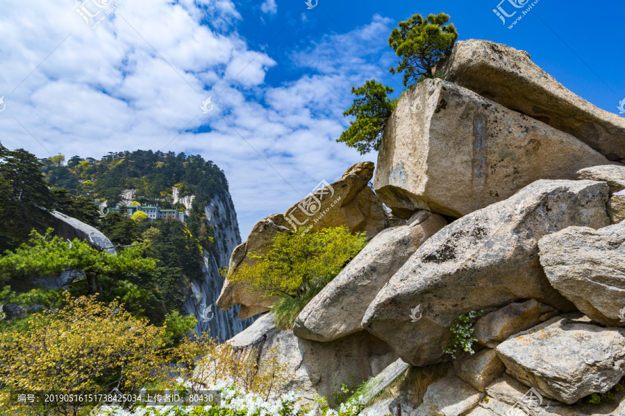 华山石景