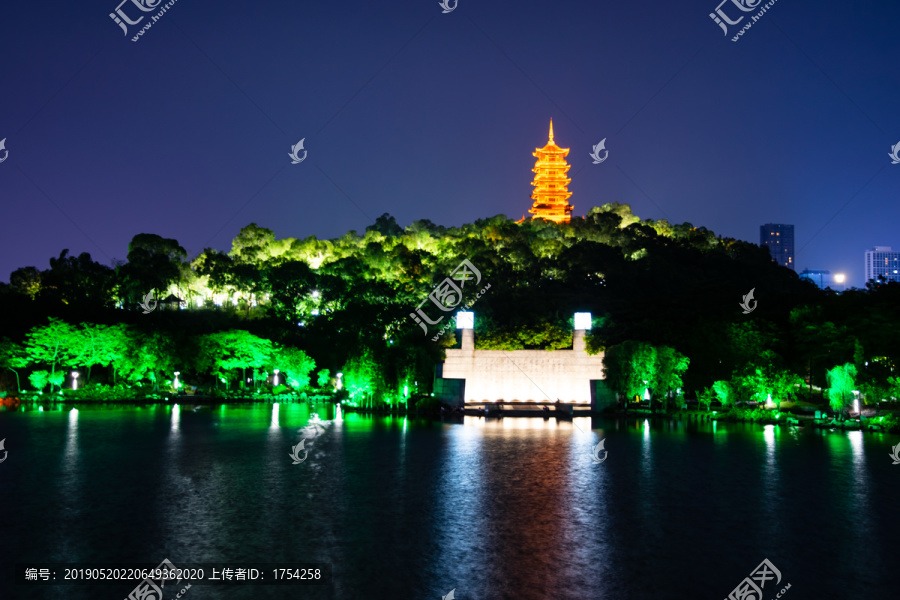 雷岗公园魁星阁