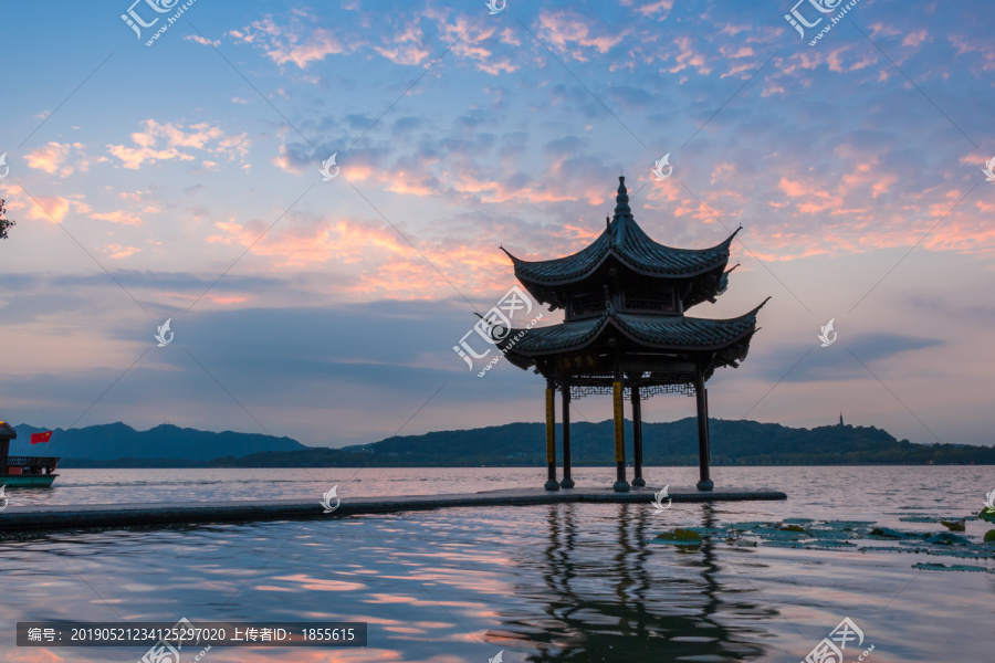 杭州西湖风景区集贤亭日落