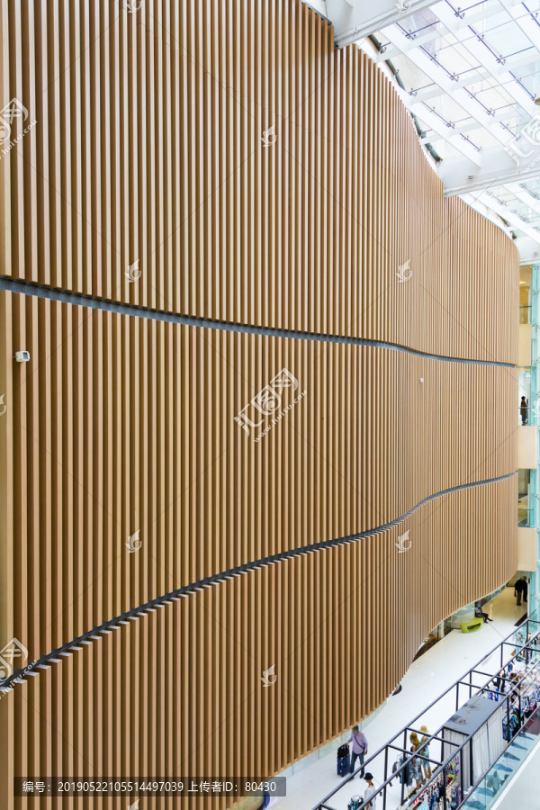 商场木装饰墙