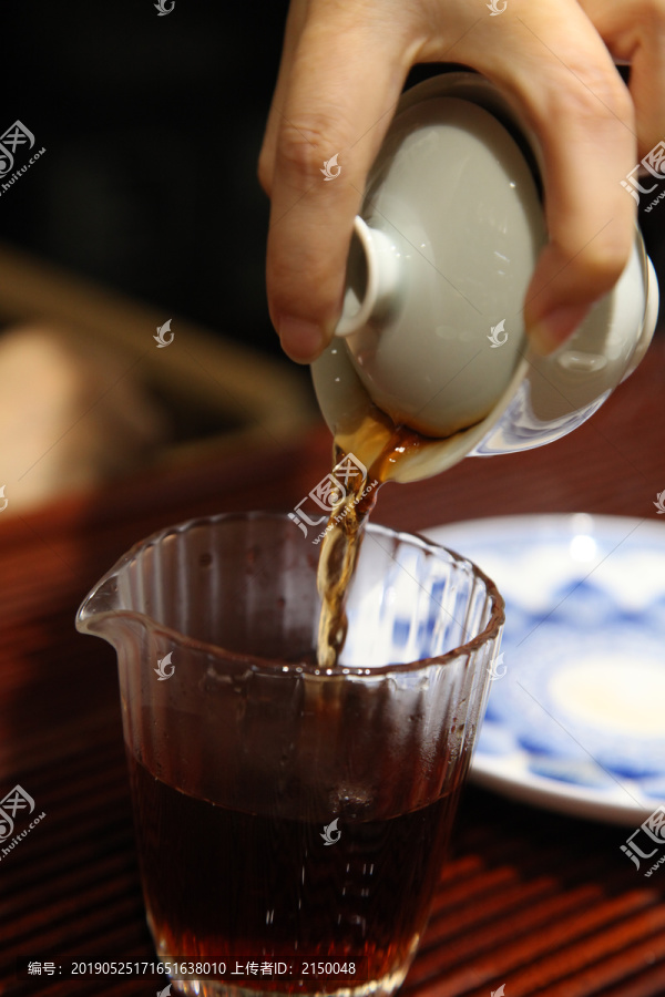 泡茶出汤泡茶分茶