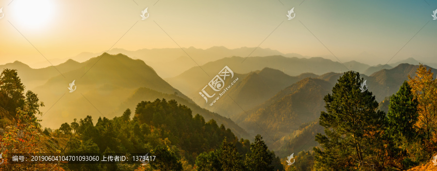 天水小陇山森林公园金龙山风景区