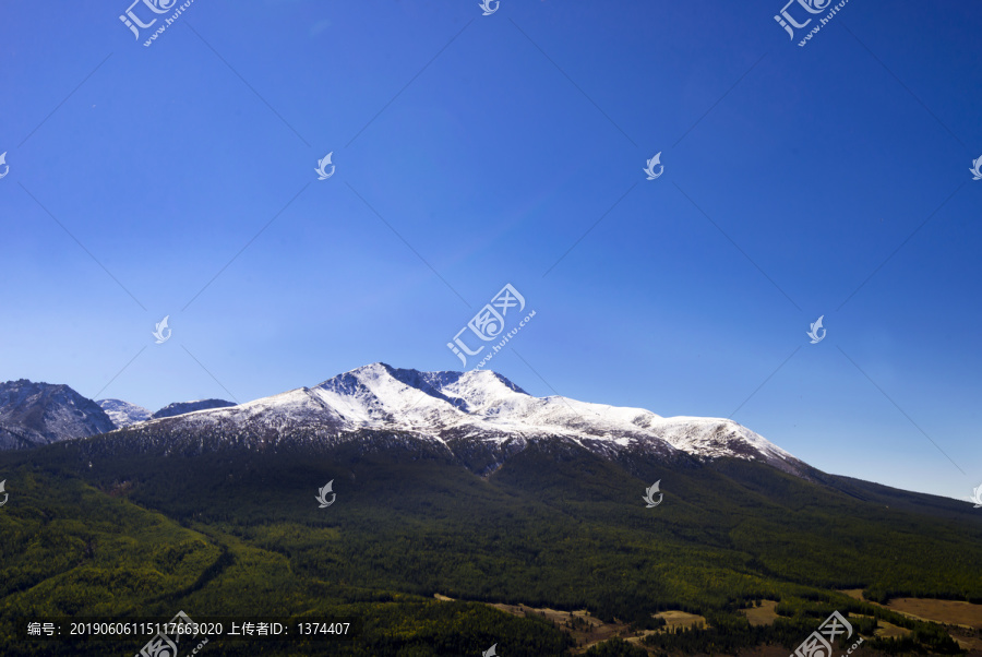 雪山