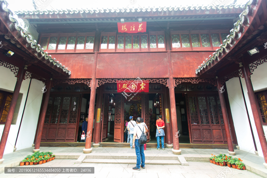 江苏苏州寒山寺寒拾殿