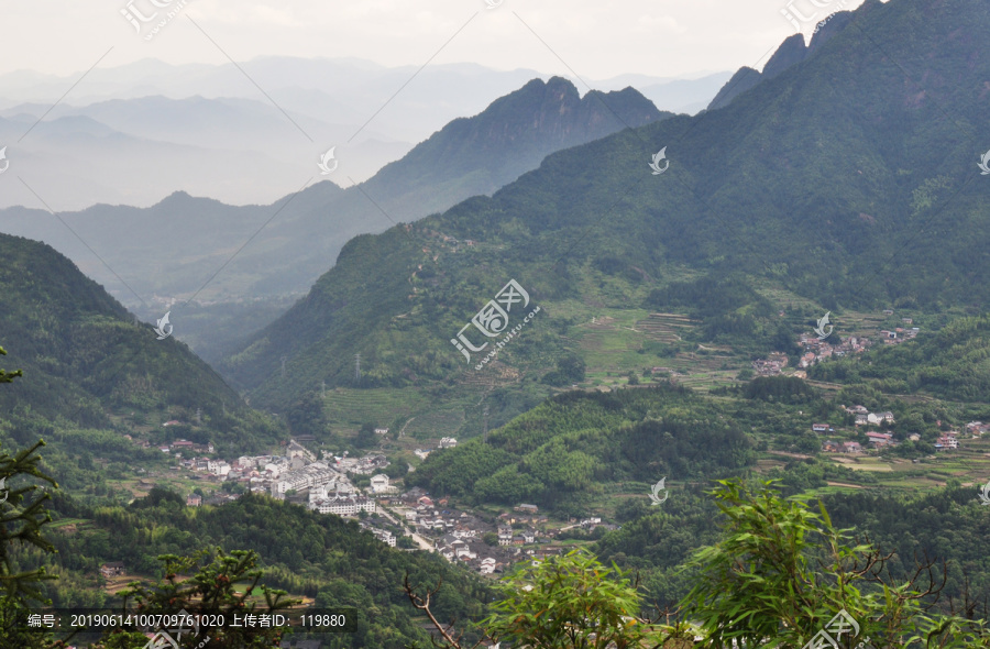 坑根石寨旅游区