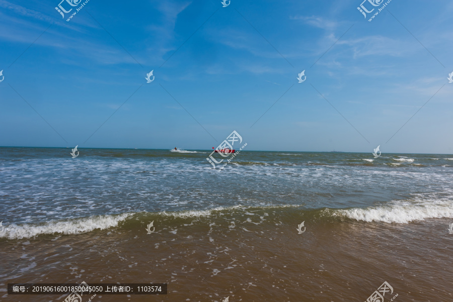 青岛石老人海水浴场