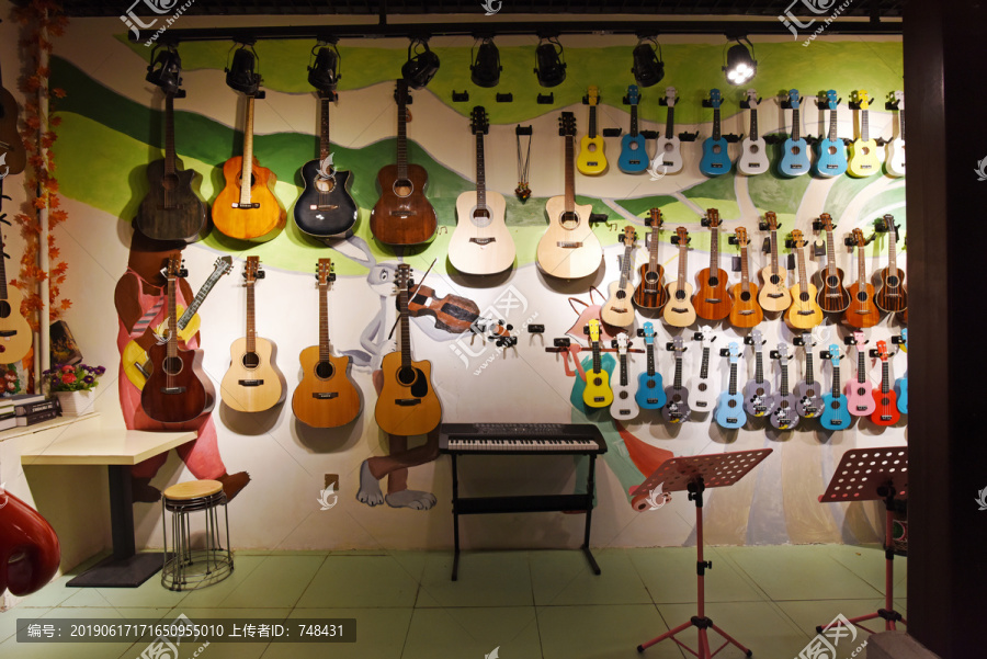 琴行吉它专卖乐器店内景