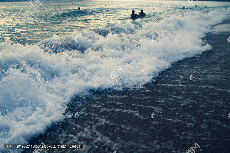 大海浪花