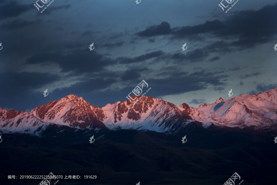 雅拉雪山