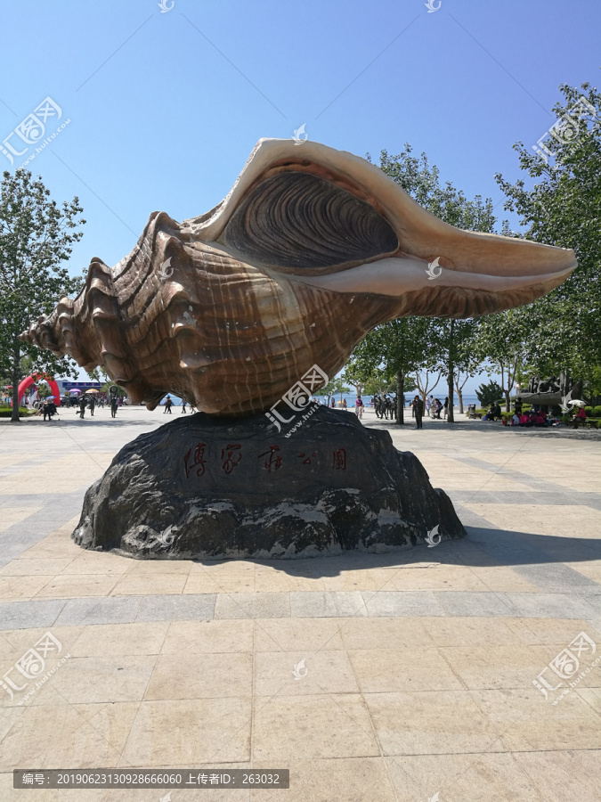大海螺雕塑
