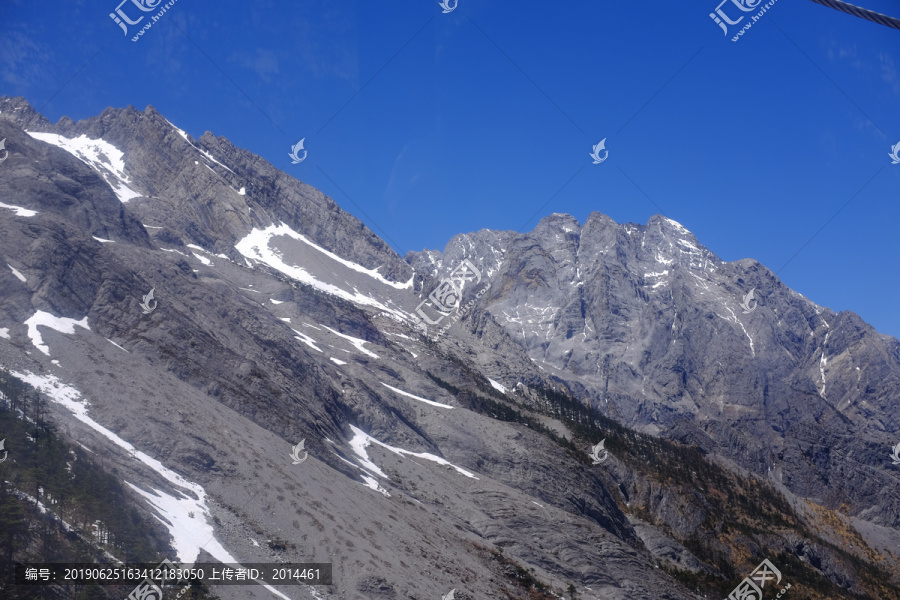 玉龙雪山