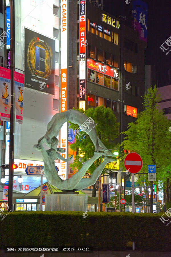 日本城市夜景雕塑