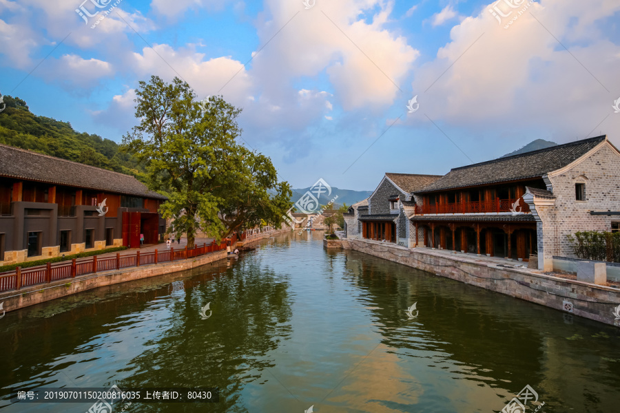 宁波东钱湖环湖东路