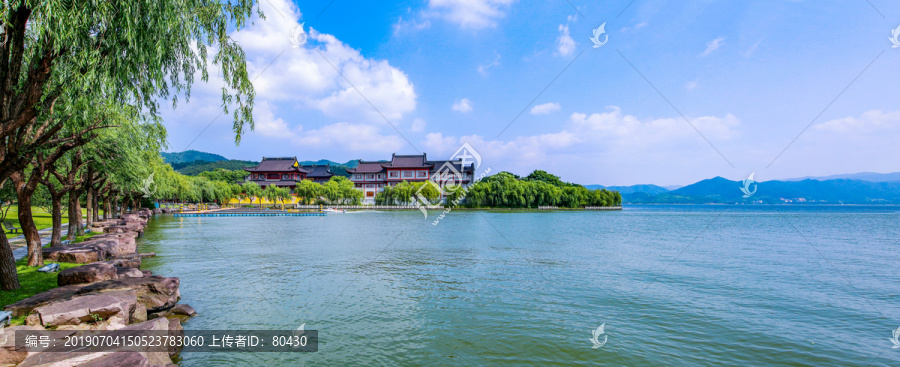 东钱湖霞屿禅寺全景