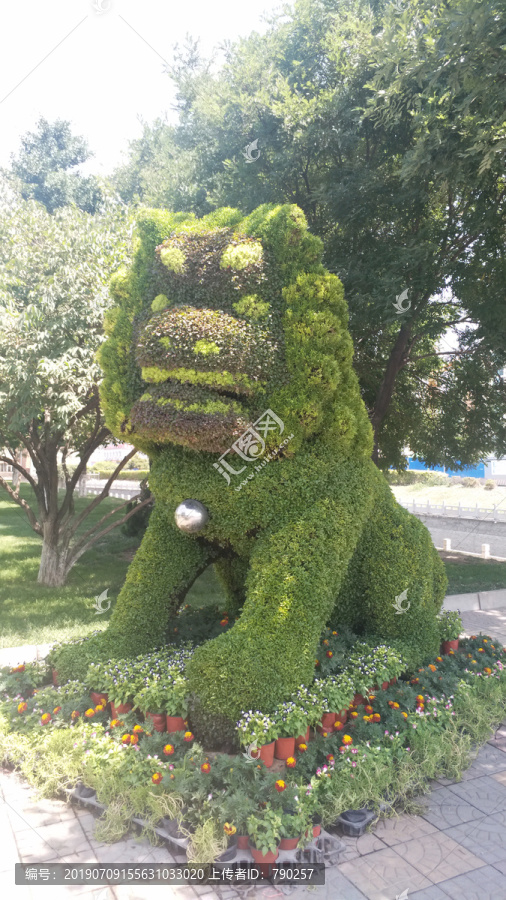 植物雕塑狮子