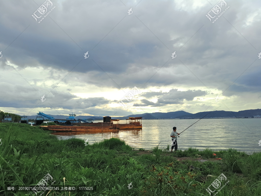 杞麓湖