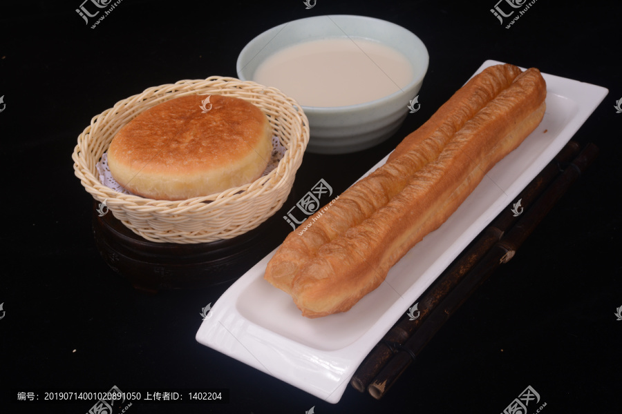 豆漿油條