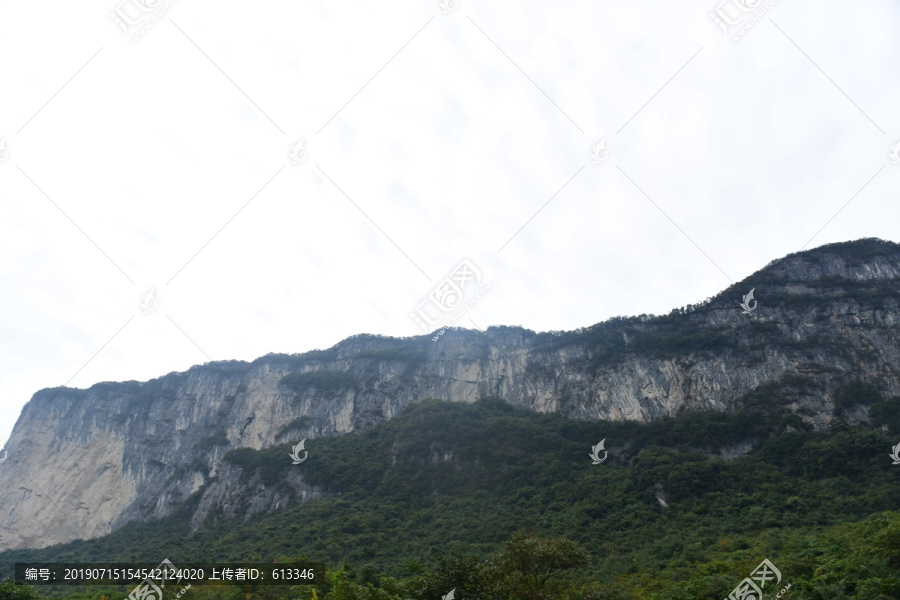 湖北省恩施大峡谷景区群山