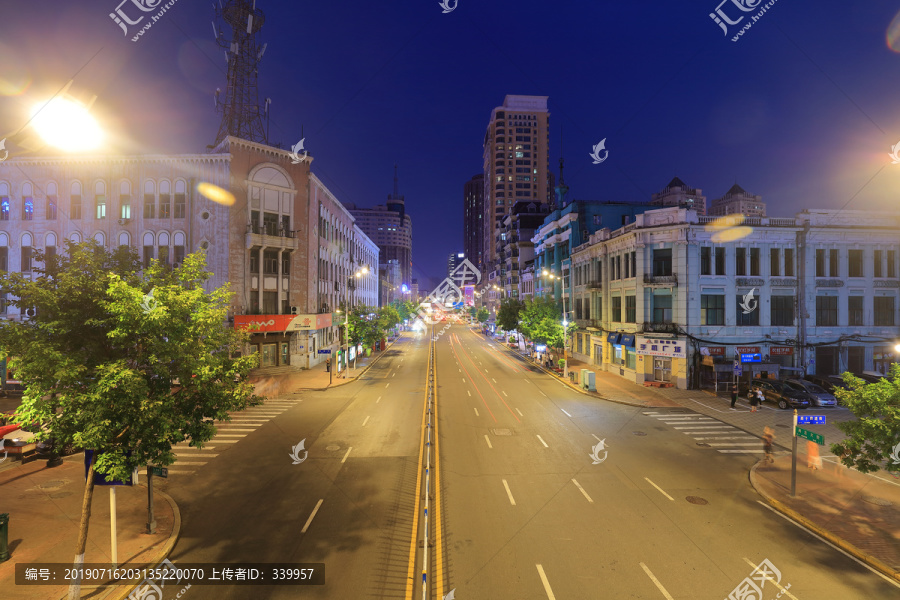 哈爾濱中央大街夜景