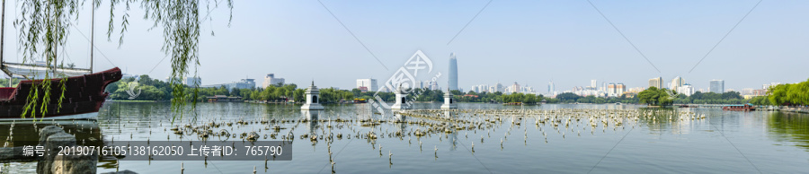 济南大明湖全景