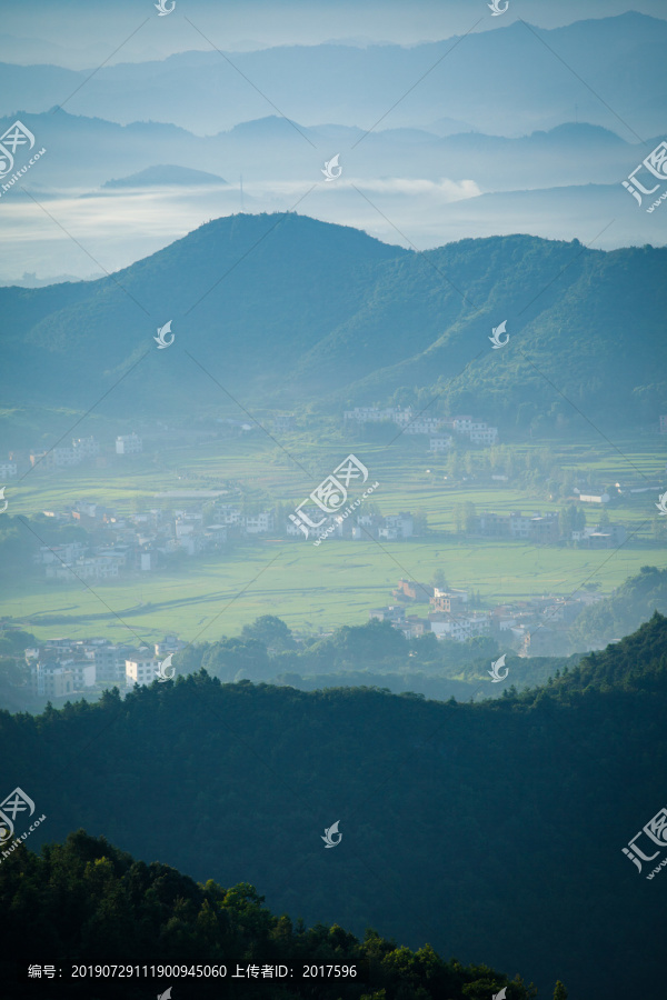 远山和乡村