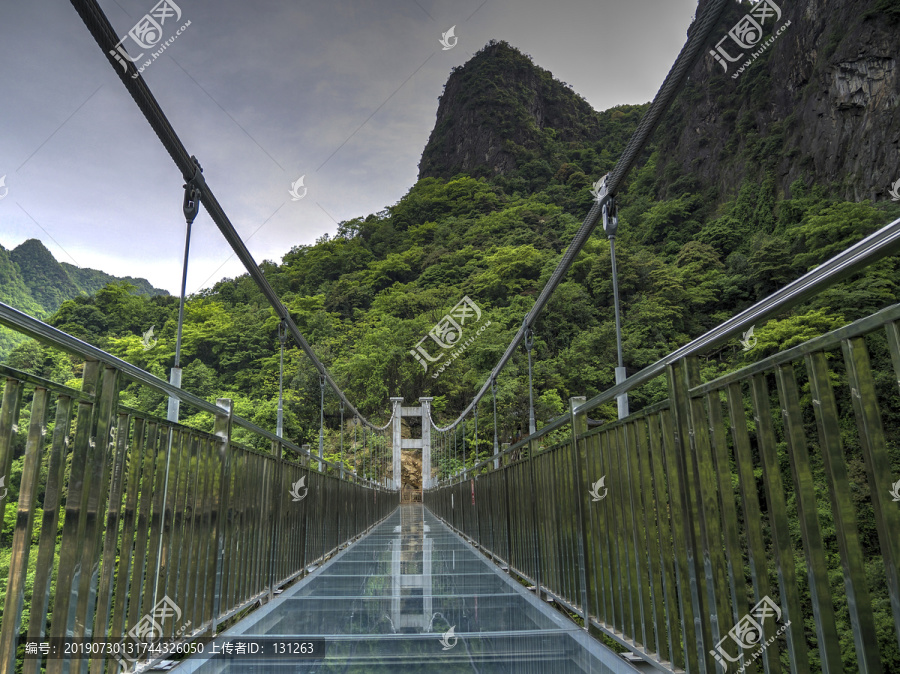 浙江衢州药王山玻璃桥